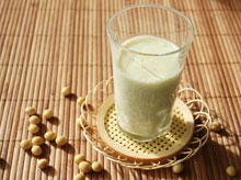 生搾り豆乳の画像が出るまでお待ちください