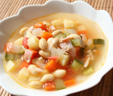 鶴の子大豆のミネストローネの画像が出るまでお待ちください